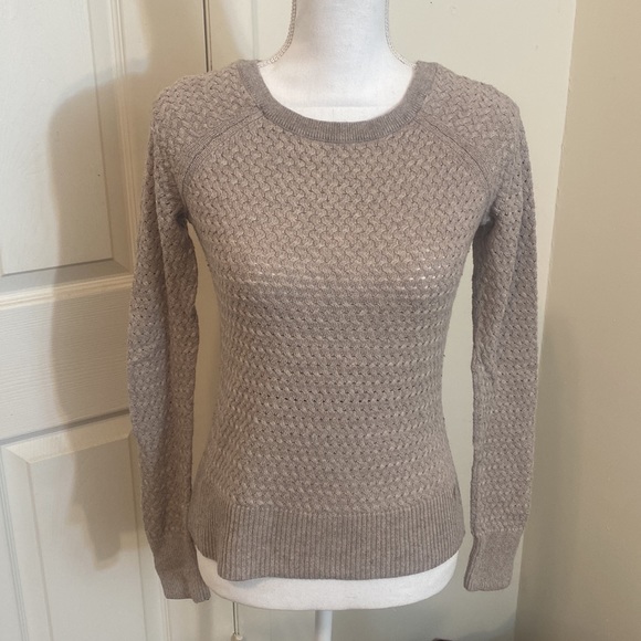 American Eagle Outfitters Tops - AE Knit Top